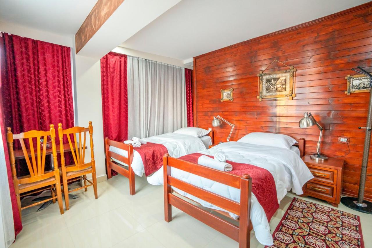 Zobo Hotel Shkodër 外观 照片