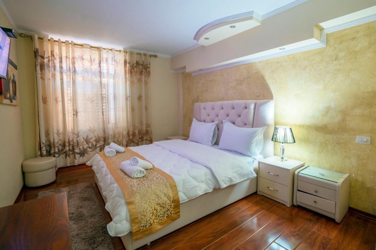 Zobo Hotel Shkodër 外观 照片