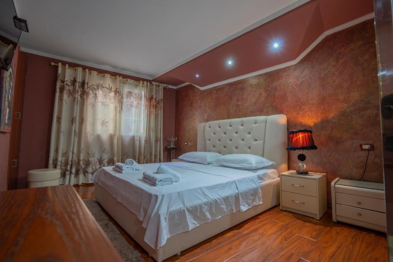 Zobo Hotel Shkodër 外观 照片